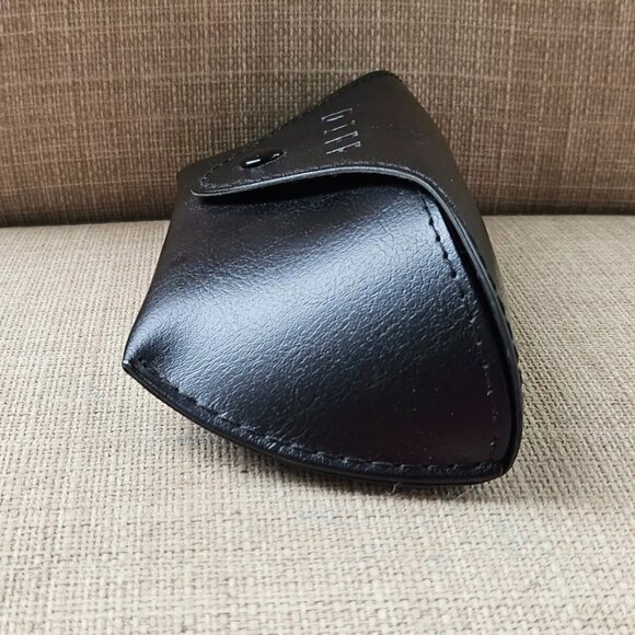 Diff Eyewear Sunglasses Case Black Semi Hard Case for Glasses or Sunglasses - Picture 3 of 8